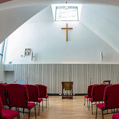 Crossway基督教中心用庄闲和游戏将人们聚集在一起